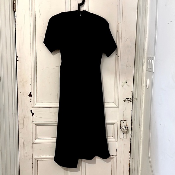 BLACK MID DRESS - Picture 3 of 10